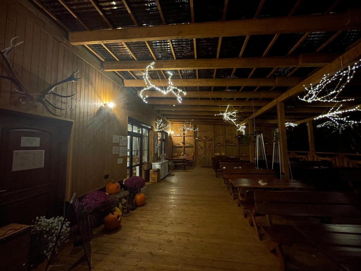 Zloty Jelen - Restauracja I Dom Goscinny Potok Zloty Exterior photo